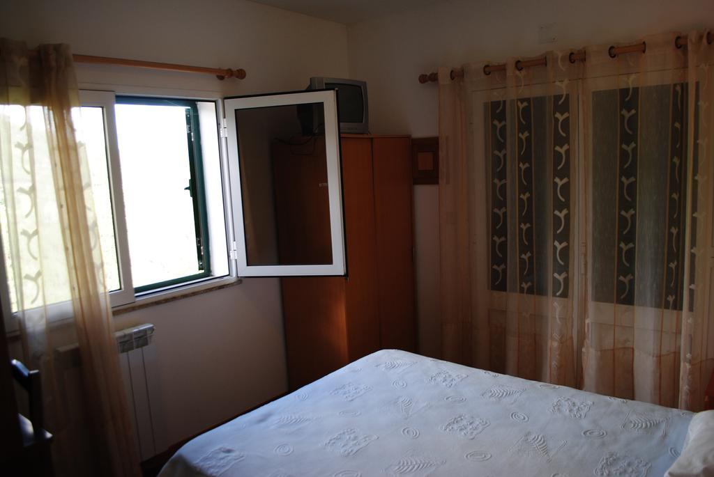 Casa Dos Santos Alojamento - Guest House Geres Δωμάτιο φωτογραφία